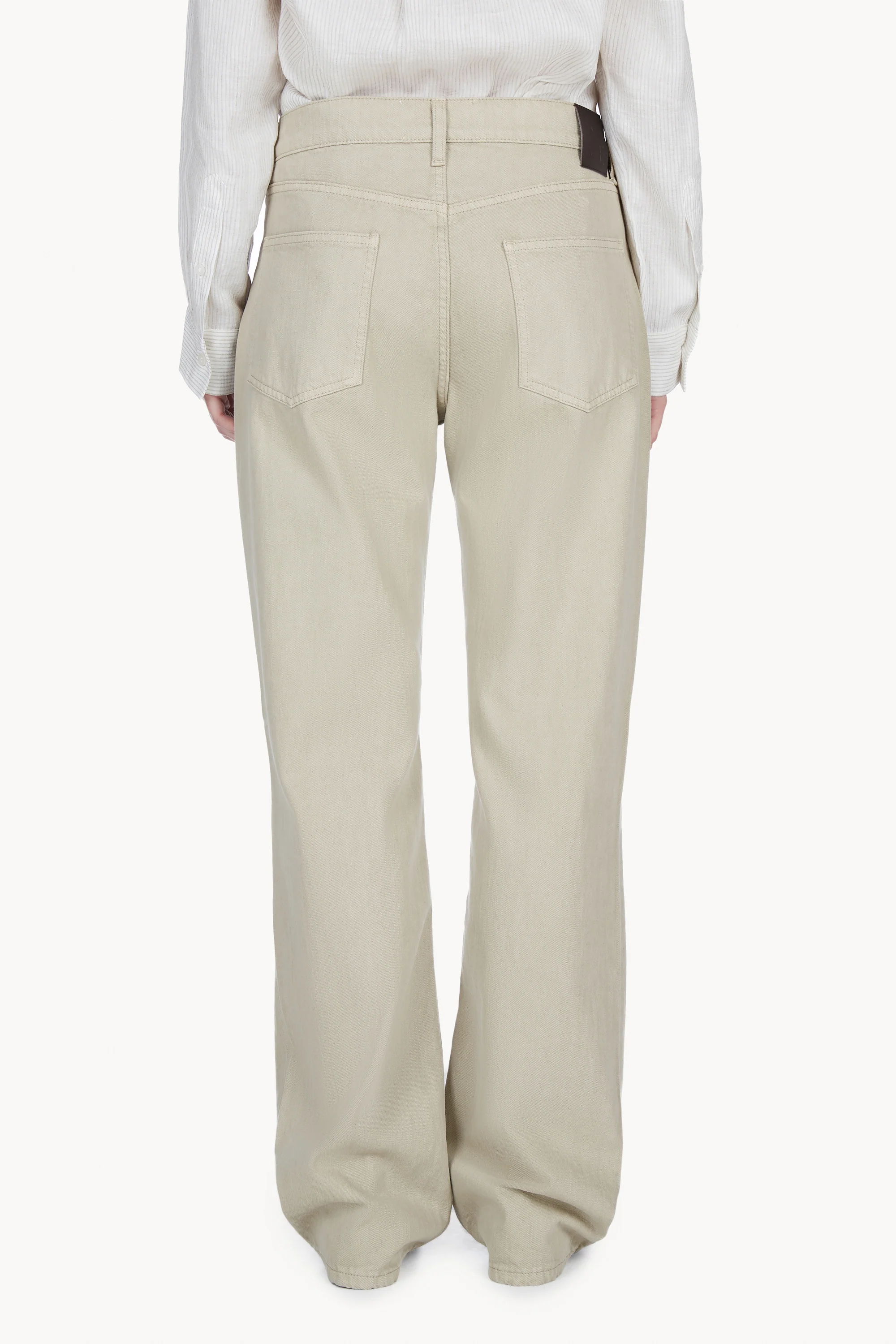 Everly Jean Sand - Image 4