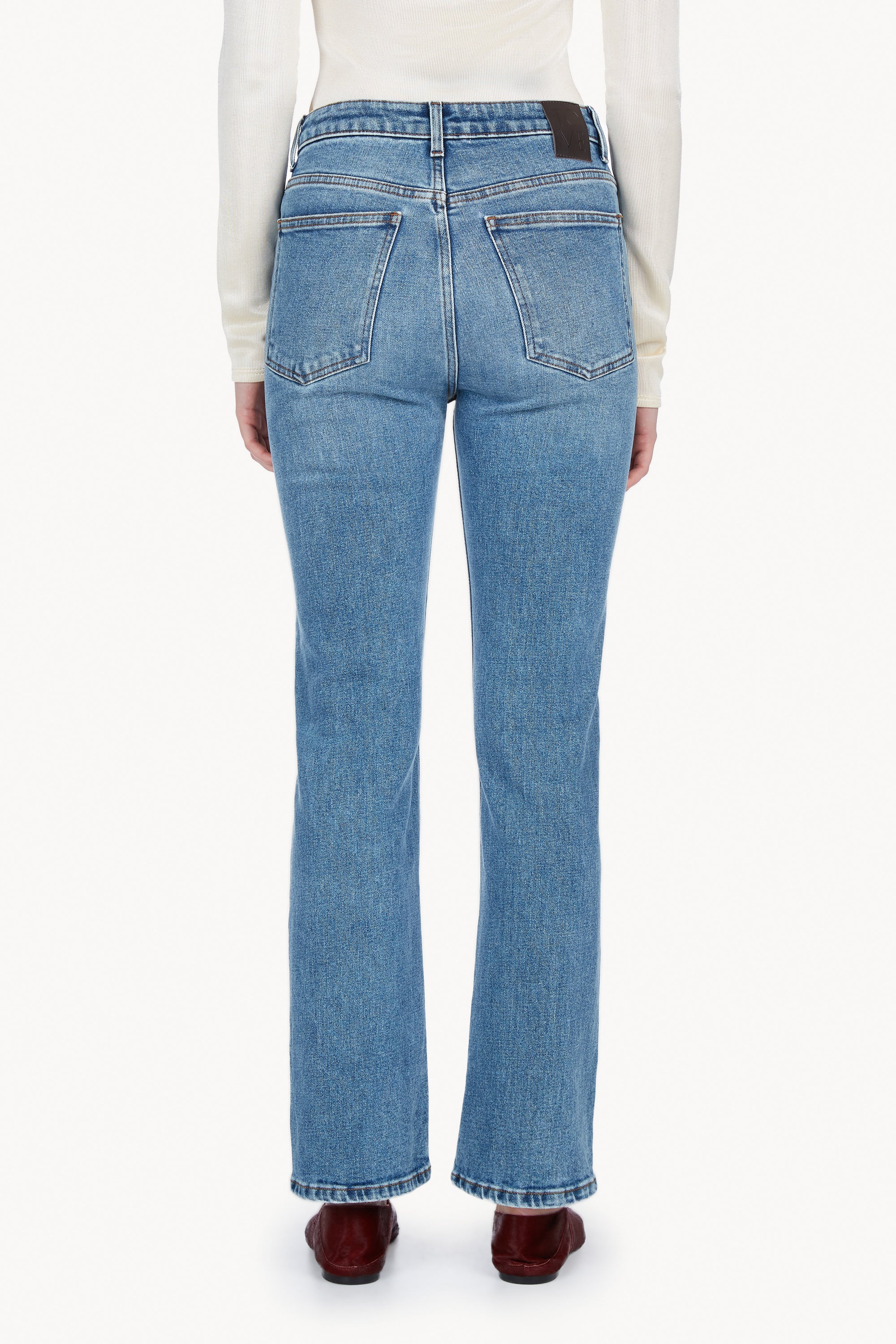 Marlo Straight Leg Jean Mid Blue Length 32" - Image 4